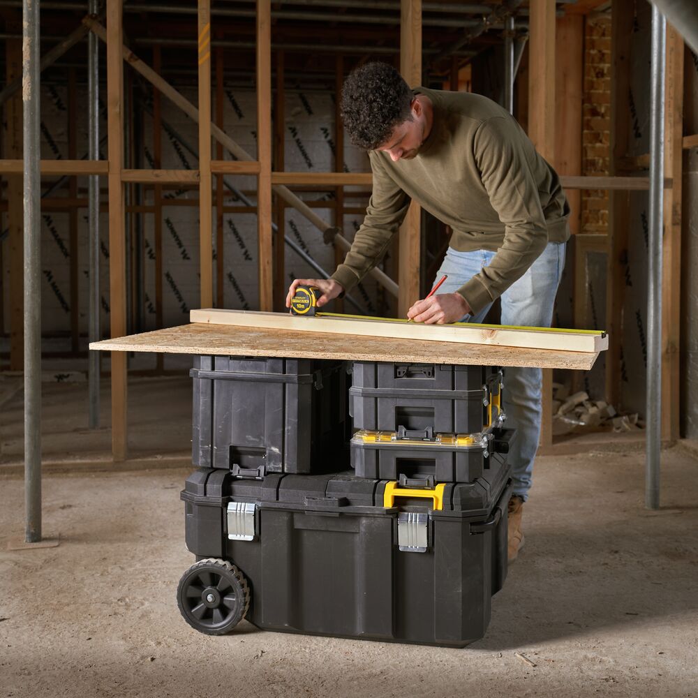 Stanley Werkzeugkoffer ProStack 113 L Mit Schnellzugriff