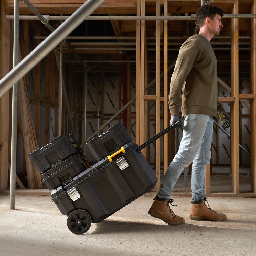 Stanley Werkzeugkoffer ProStack 113 L Mit Schnellzugriff