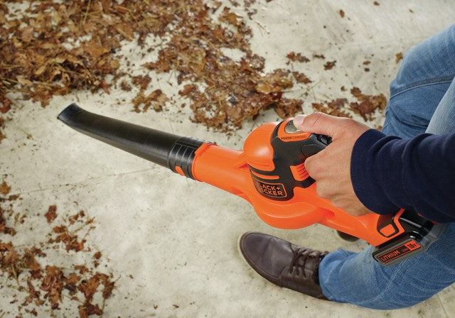 Black+Decker + Laubbläser + GWC1820PC-QW + 18 V + LiIon