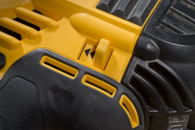 DeWalt Nagler DCN693P2-QW 18 V Bürstenloser Motor Kompakt