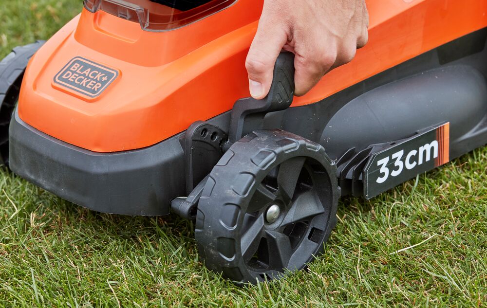 BlackDecker Rasenmäher BCMW3318L2-QW 18 V 33 cm Leicht