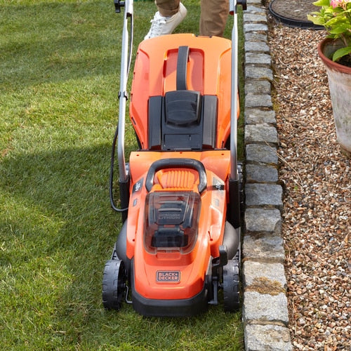 BlackDecker Rasenmäher BCMW3318L2-QW 18 V 33 cm Leicht