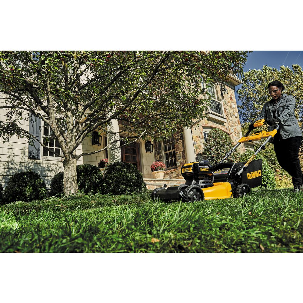 DeWALT Rasenmäher DCMWSP564N-XJ 56 V Schnittbreite 56 cm