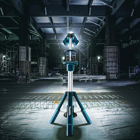 Makita DML814 – Wiederaufladbare Teleskop-Zonenleuchte mit 3000 Lumen