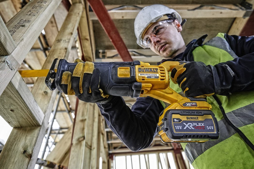 DeWalt Säbelsäge DCS389NT-XJ 54 V XR LiIon Technologie