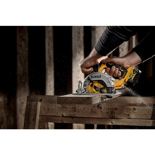 DeWalt Akku-Kreissäge DCS512P2-QW – Robuster Bürstenloser Motor für Längere Laufzeit