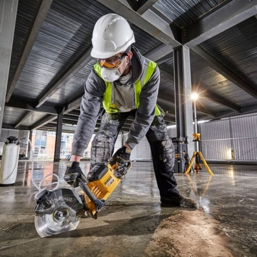 DeWalt Kreissäge DCS691X2-QW 20 V Nassschnitt Kompakt Set