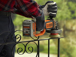 Black Decker Schleifer BCG720N-XJ 18 V Kompaktes Design