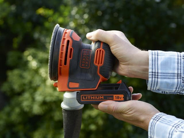 Black+Decker Stabschleifer BDCROS18-QW 18 V 125mm Staubabsaug