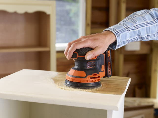 Black+Decker Stabschleifer BDCROS18-QW 18 V 125mm Staubabsaug