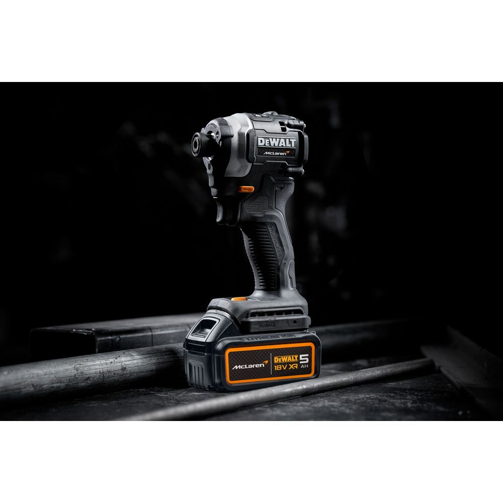 DeWalt Schlagschrauber DCF85MP2T-QW 18 V 206 Nm Drehmoment