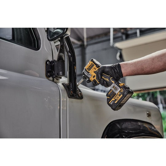 DeWalt Akku-Schlagschrauber DCF850D2T-QW – Hohe Leistung Mit 208 Nm Drehmoment