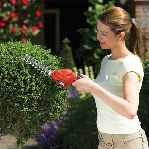 Black+Decker Stangenschere GSL300-QW Wiederaufladbare