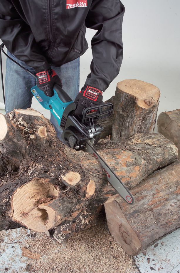 Makita Hubsäge UC3051A 230 V Werkzeugloser Klingenwechsel