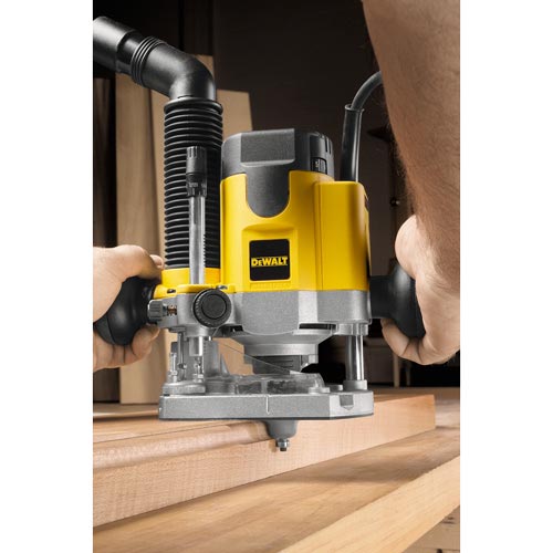 DeWALT Oberfräse DW621 1100 W 230 V Staubabsaugung Set