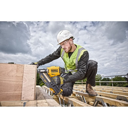 DeWalt Nagler DCN930N-XJ 18 Volt Nagellänge Bis 90 mm