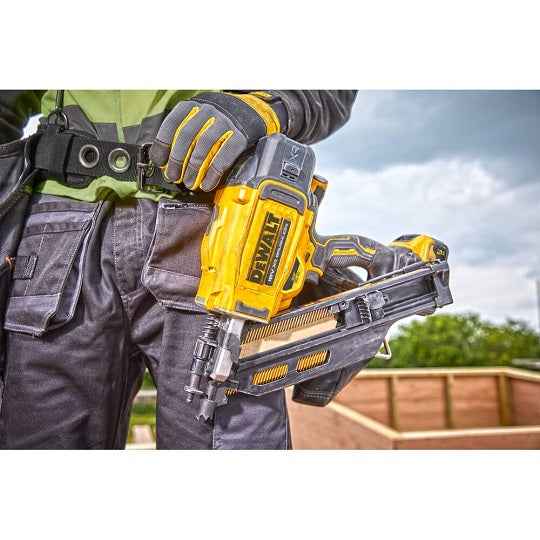 DeWalt Nagler DCN930N-XJ 18 Volt Nagellänge Bis 90 mm