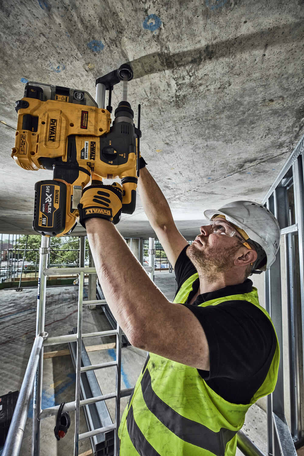 DeWalt Bohrhammer DCH335X2-QW 18 V SDS Plus Brushless Set