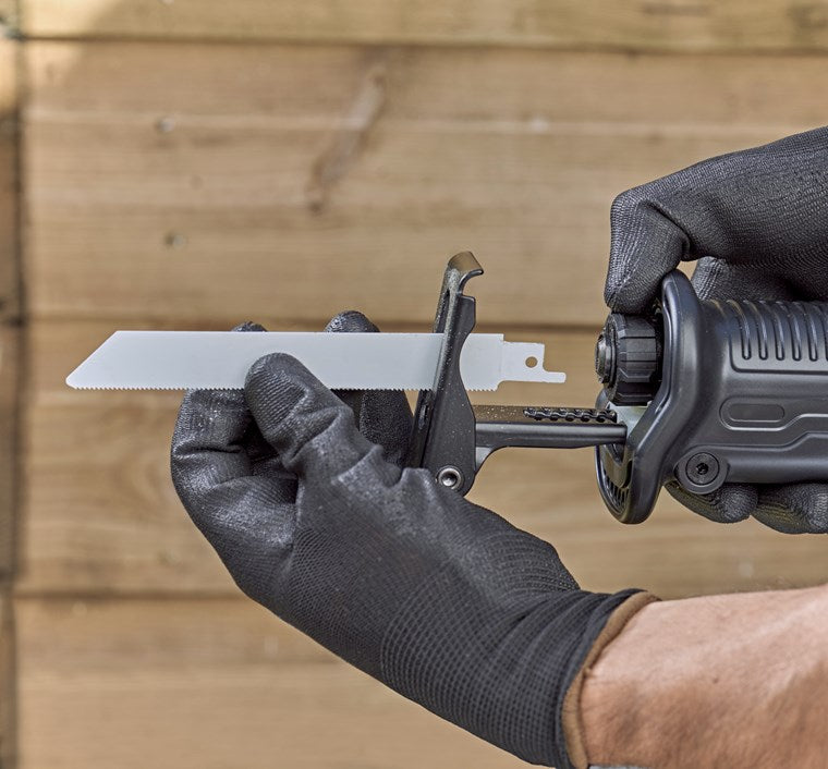 Black Decker Säbelsäge BES301-QS 750 W Metall Kunststoff