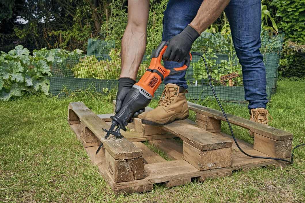 Black Decker Säbelsäge BES301-QS 750 W Metall Kunststoff