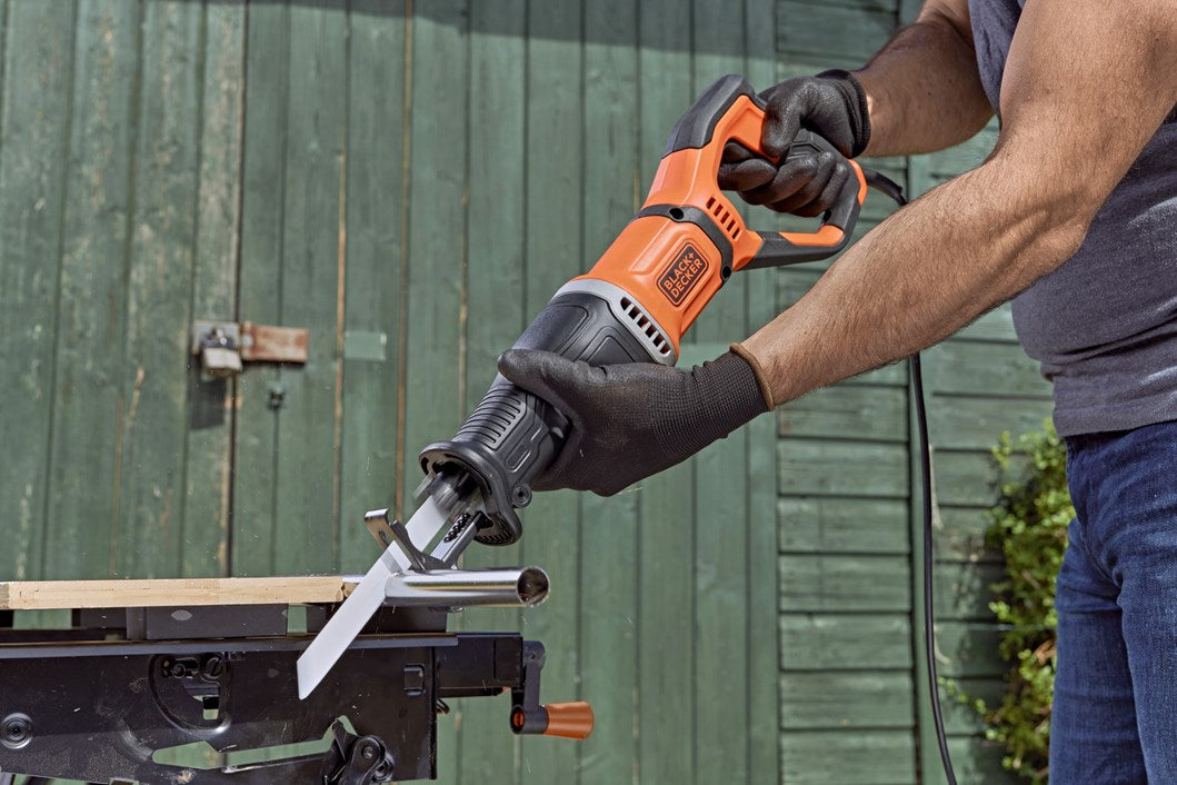 Black Decker Säbelsäge BES301-QS 750 W Metall Kunststoff