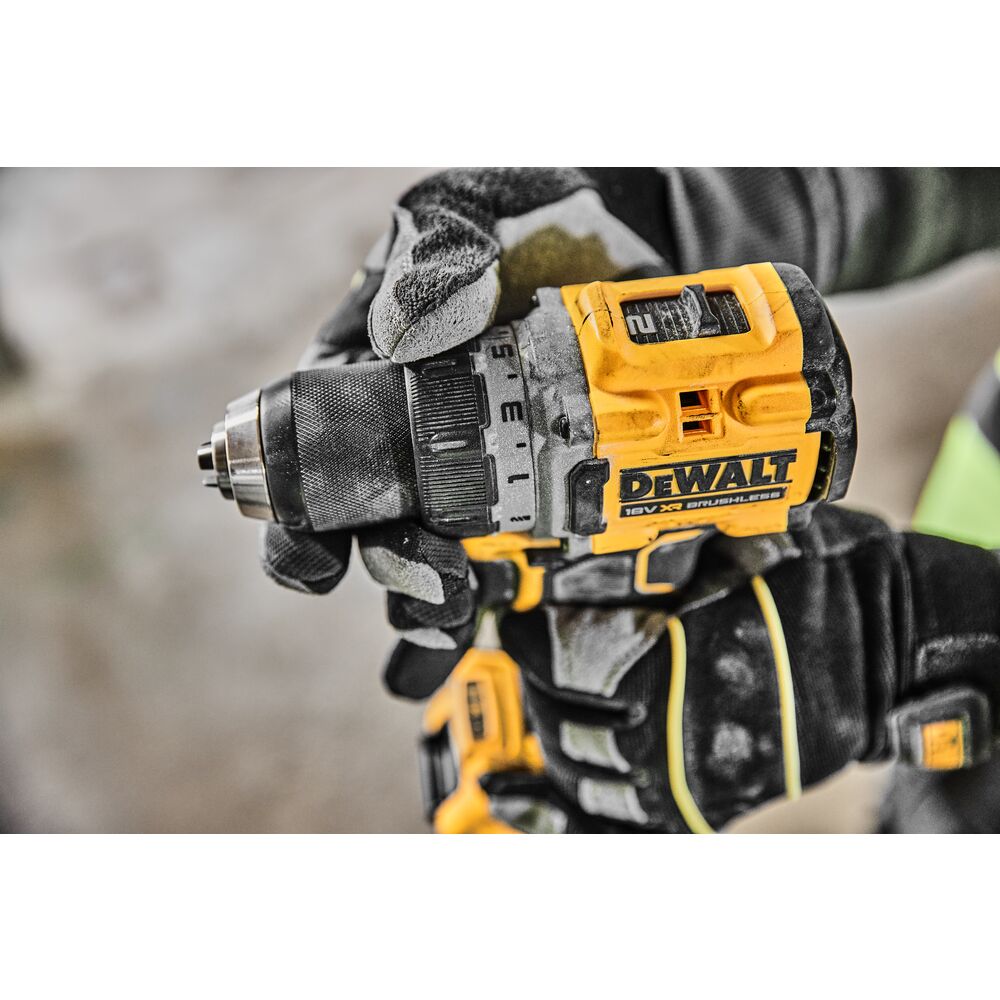 DeWalt Bohrschrauber DCD800H2T-QW Leistungsstarker 18 V Set
