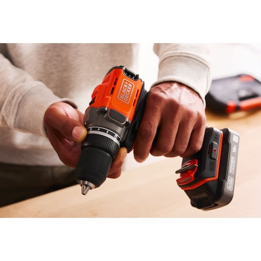 Black Decker Bohrschrauber BCD382XN-XJ 45 Nm 2 Gänge