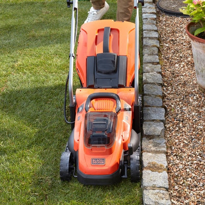 BlackDecker Rasenmäher BCMW3318L2-QW 18 V 33 cm Leicht