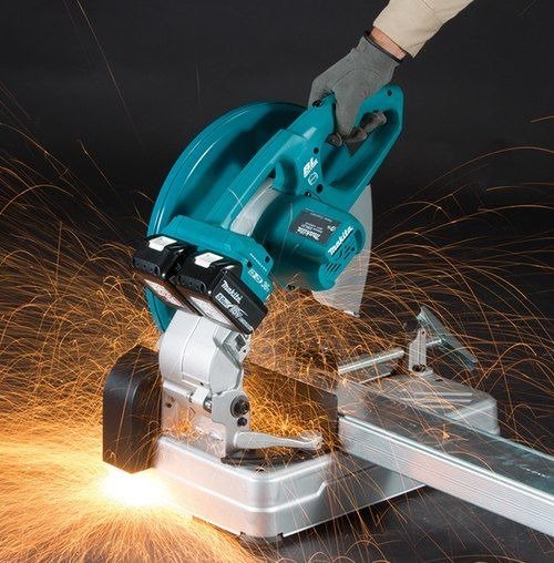 Makita Metallkreissäge DLW140Z 18 V Bürstenloser Motor