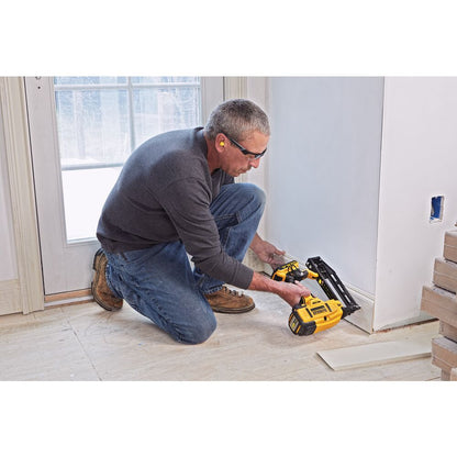 DeWalt Nagler DCN662NT-XJ 18 V Bürstenlos Kompakt Leicht