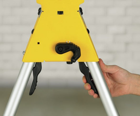 DeWalt Kompakter Arbeitsständer DE7035-XJ – Leichtgewichtige Aluminiumkonstruktion für Flexible Nutzung