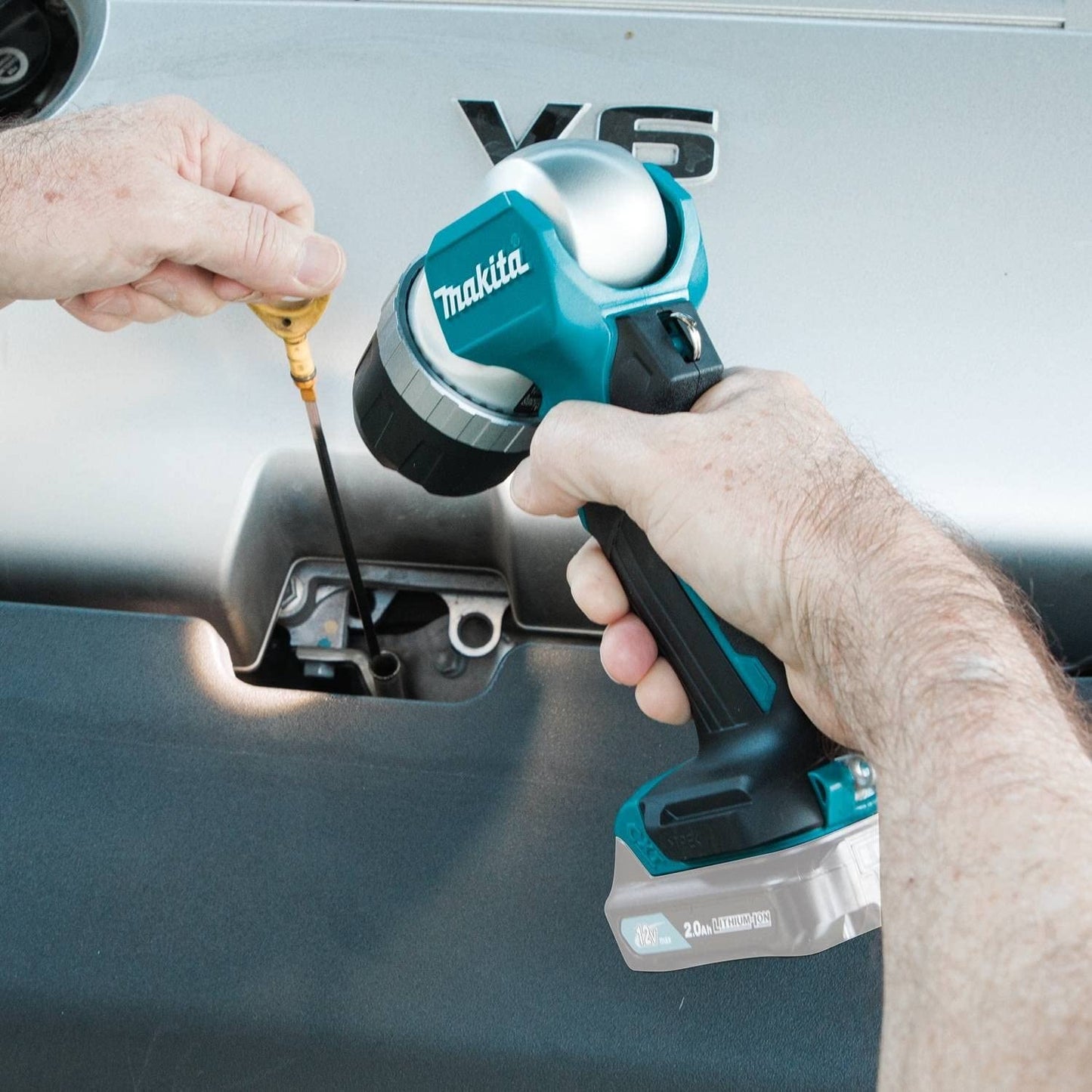 Makita Taschenlampe ML106 3,6 V Helles LED-Licht Kompakt
