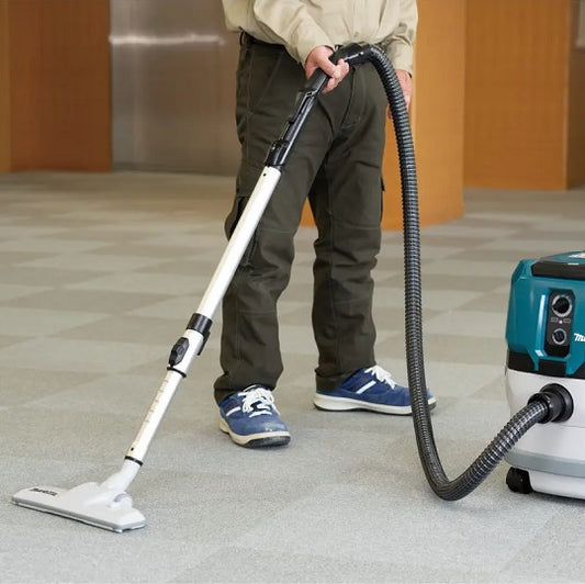 Makita Nass- und Trockensauger VC003GLZ 18 V Kompakt Set