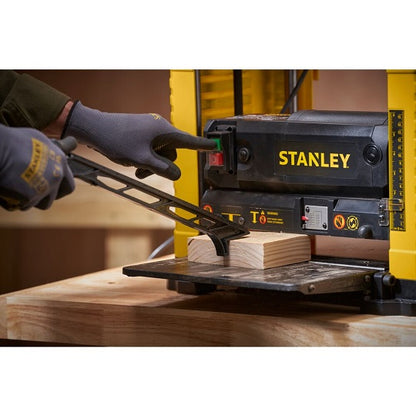 Stanley Dickenhobelmaschine STP18-QS 1800 W Kompakt Robuste