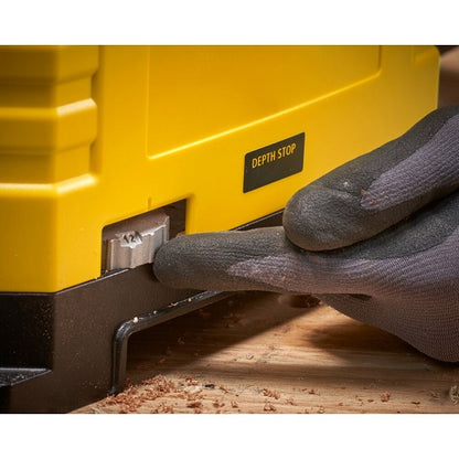 Stanley Dickenhobelmaschine STP18-QS 1800 W Kompakt Robuste