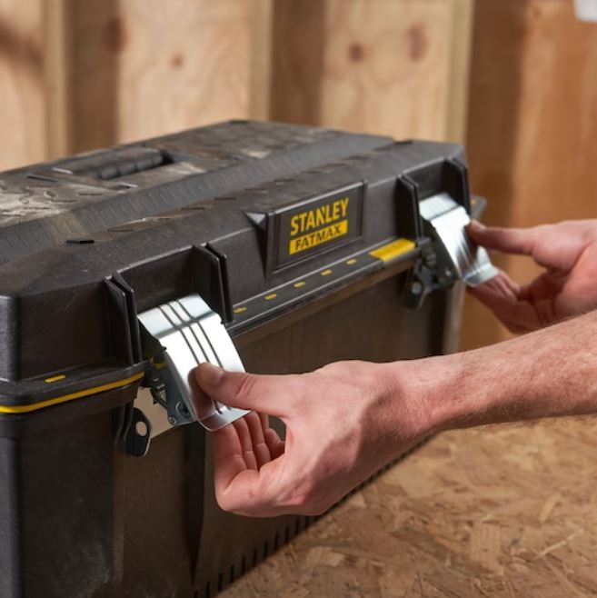 Stanley Werkzeugkasten 28 Zoll HD Strukturschaum Staubschutz