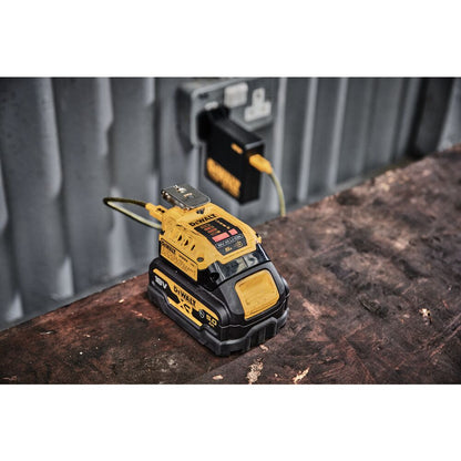 DeWalt Ladeadapter DCB094K 18 V USBAusgang Robust Kompakt