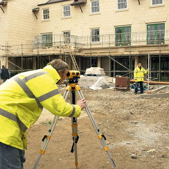 DeWalt Nivelliergerät DW096PK-DE0881T 18 V 100 m Kompakt